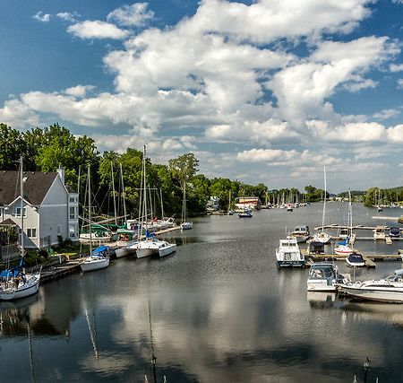 Picton Harbour Inn Eksteriør billede